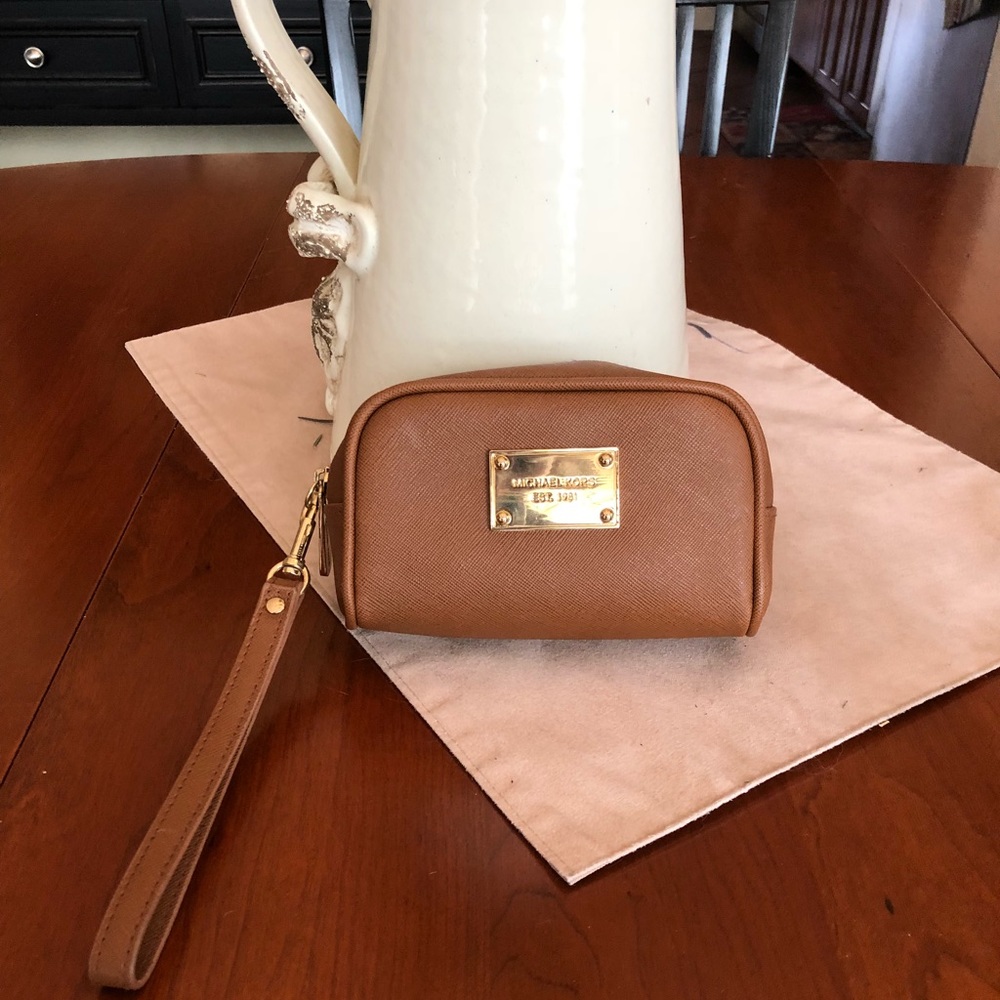 Michael Kors Makeup Bag / Wristlet
